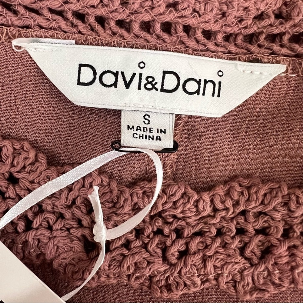 Davi & Dani Tiered Shift Dress Small Mauve Crochet Boho Flowy Summer Crinkle NWT - Picture 10 of 12